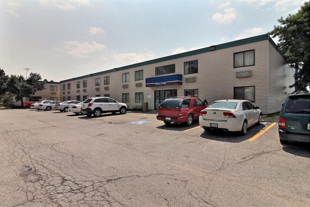 Motel6 Merrillville, IN 37/53