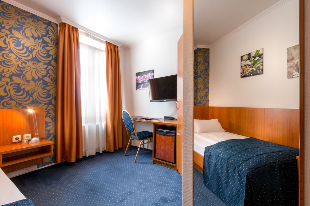 Hotel Atlanta Budget 24/50