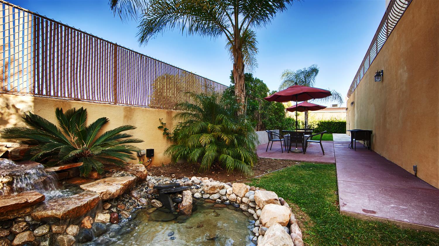 Best Western Burbank Airport Inn 1/4