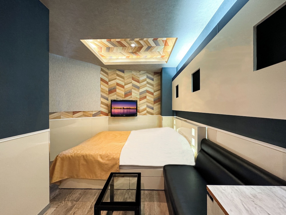 Hotel Century 40/49
