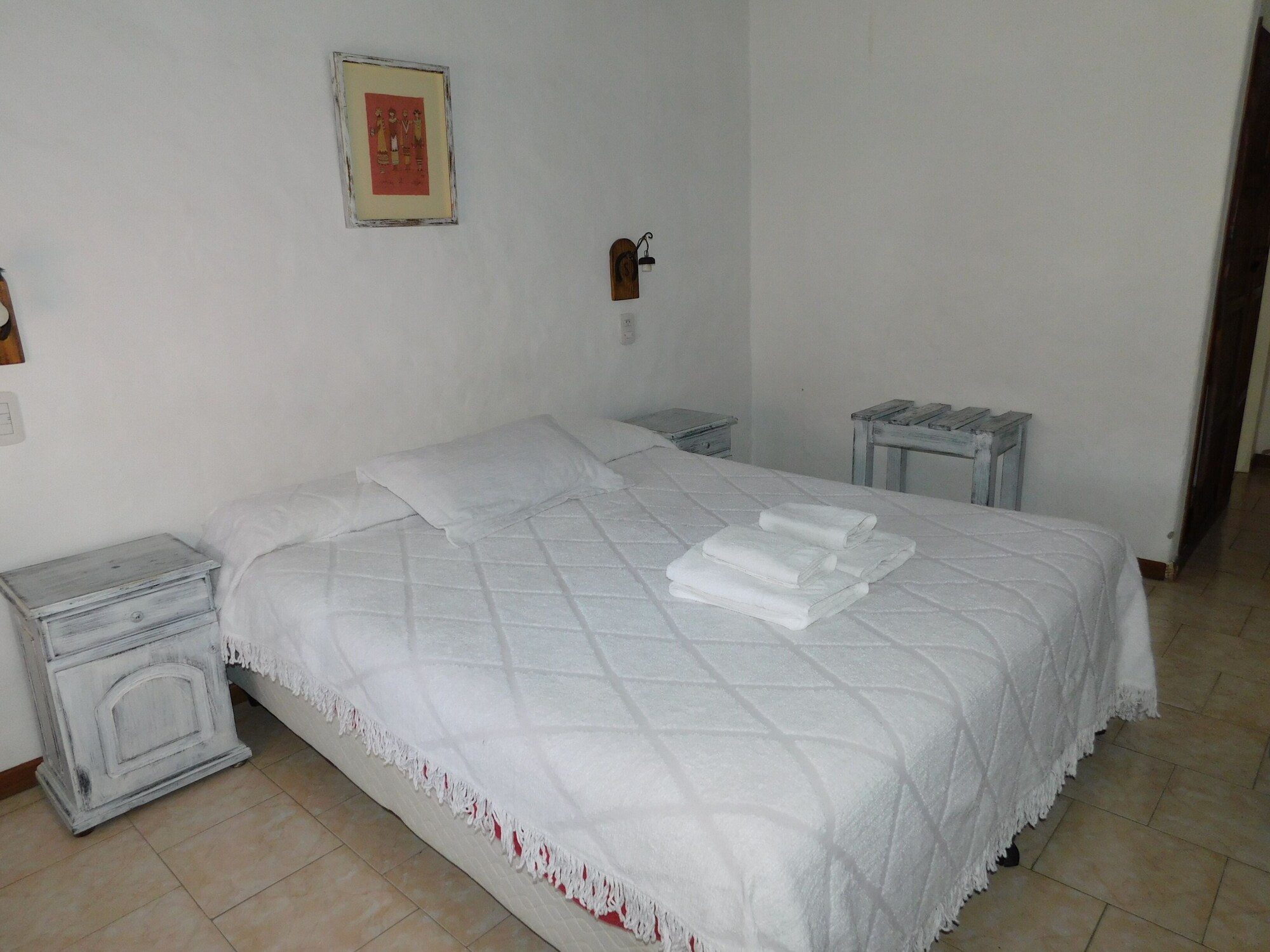 BASIC, DOUBLE BED, PRIVATE BATHROOM