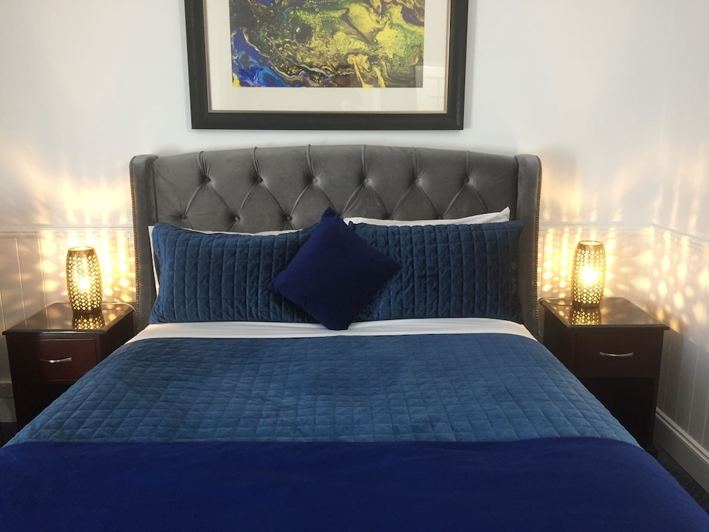Art Hotel on York 27/65