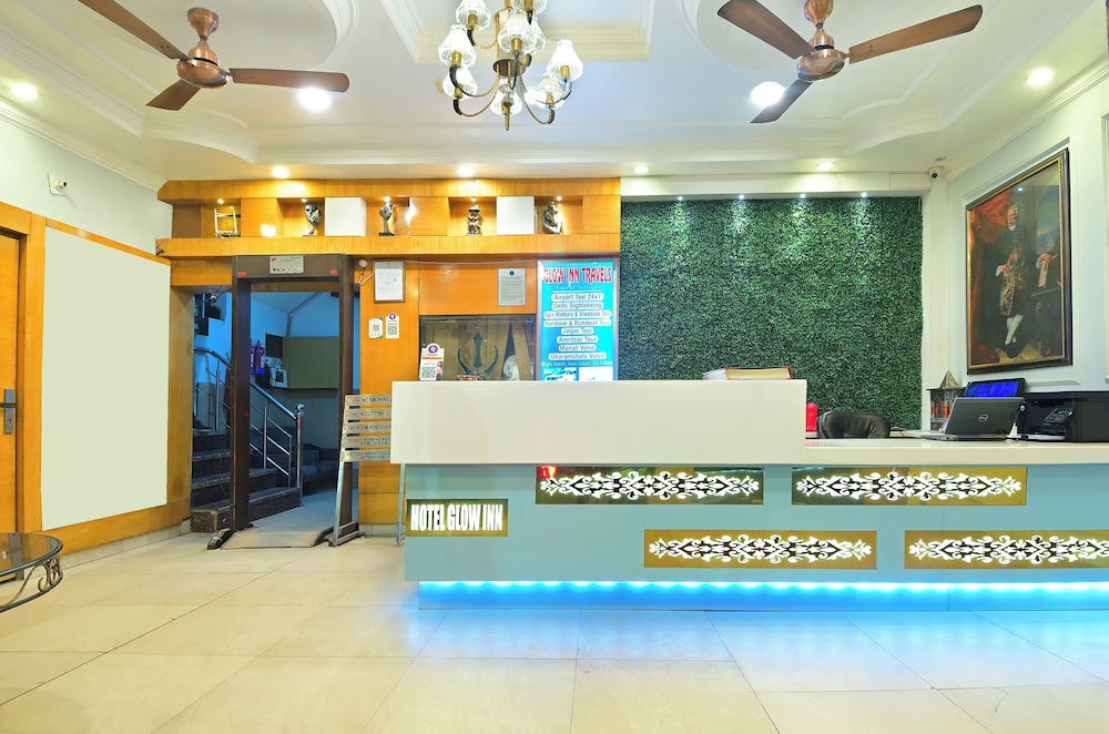 Hotel Glow Inn 3/50