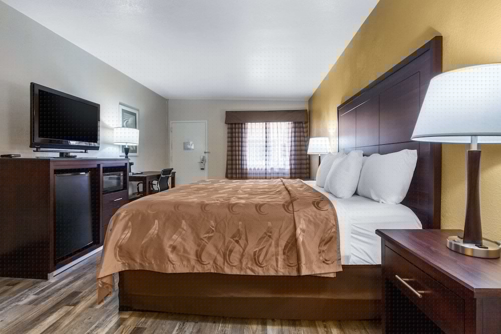SureStay by Best Western Mesa Downtown Area 13/28