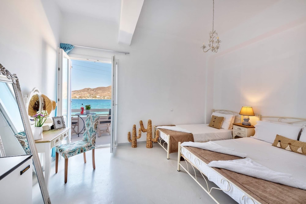 Room, Triple, 1 Double and 1 Single Bed, Sea View