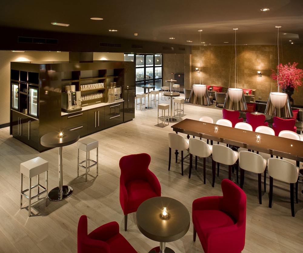 Van der Valk Hotel Apeldoorn De Cantharel 34/48