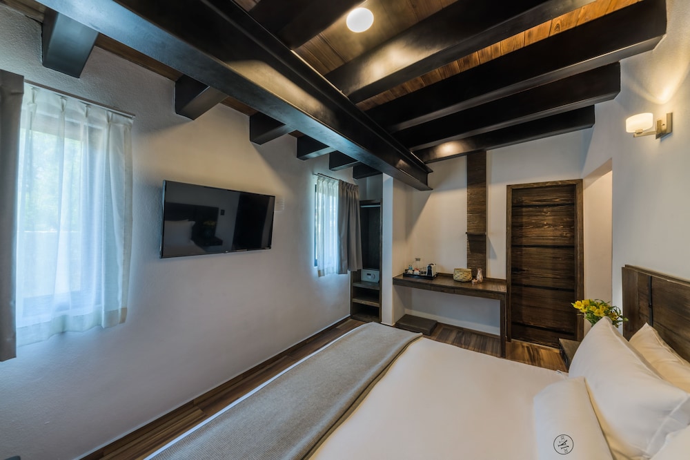 Matian Hotel Boutique 12/50