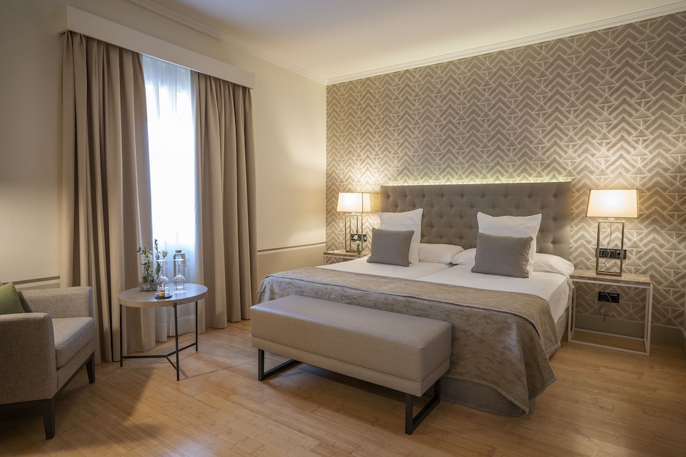 Hospes Palacio de Arenales Spa 18/68