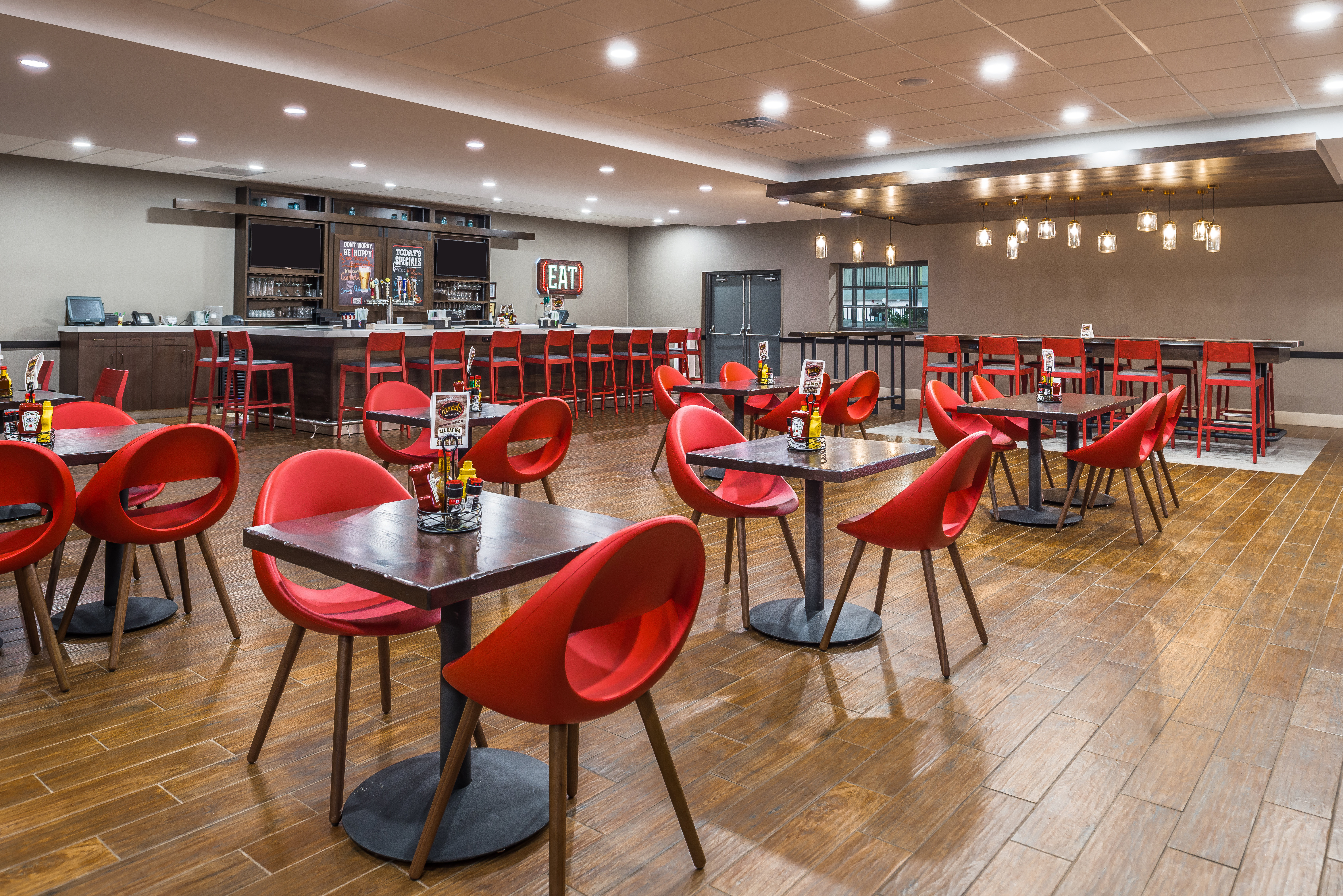 Holiday Inn Auburn Finger Lakes Region 53/75