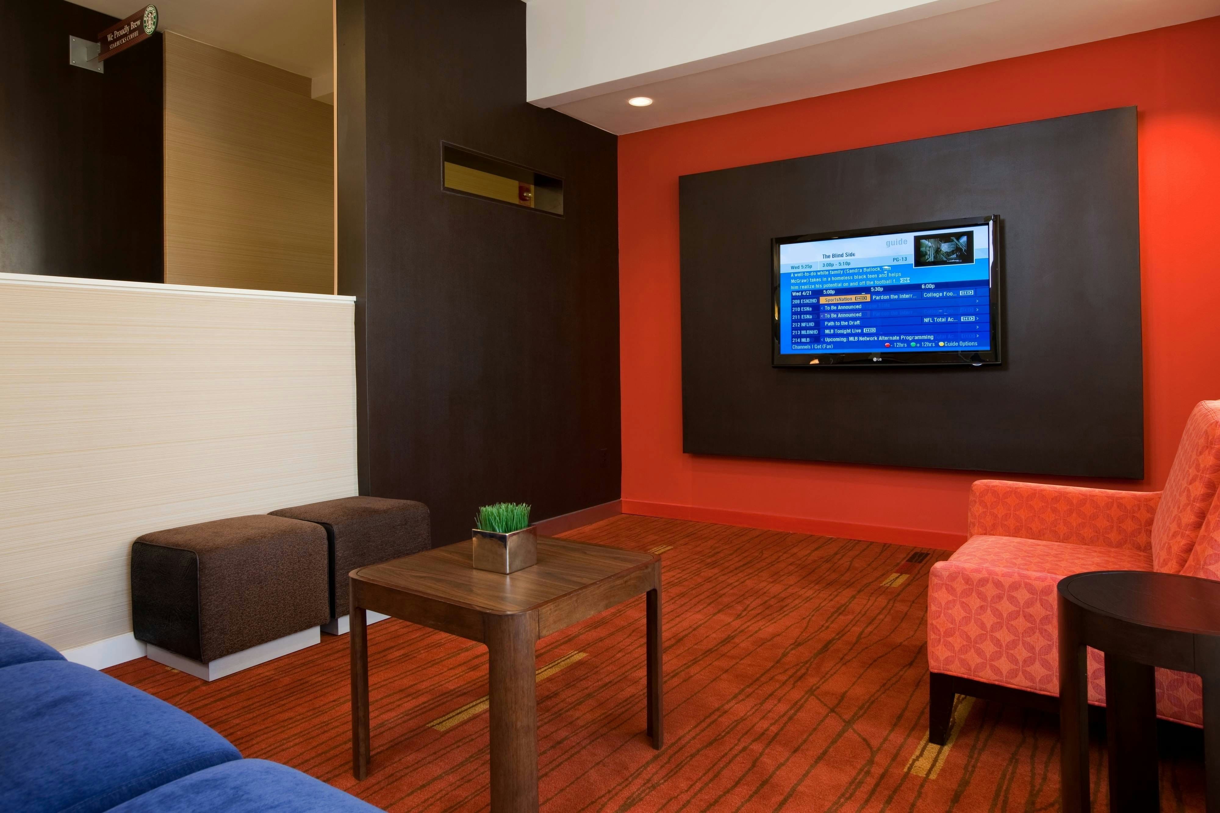Courtyard Baton Rouge Acadian Thruway Lsu Area 4/7