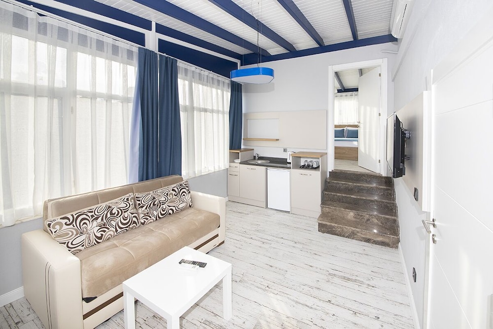Marina Hotel Bodrum 28/34