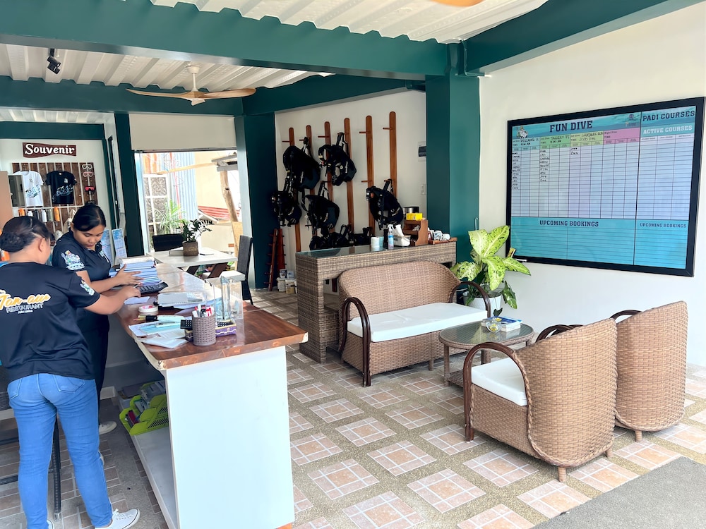 Neptune Diving Resort Moalboal 24/50