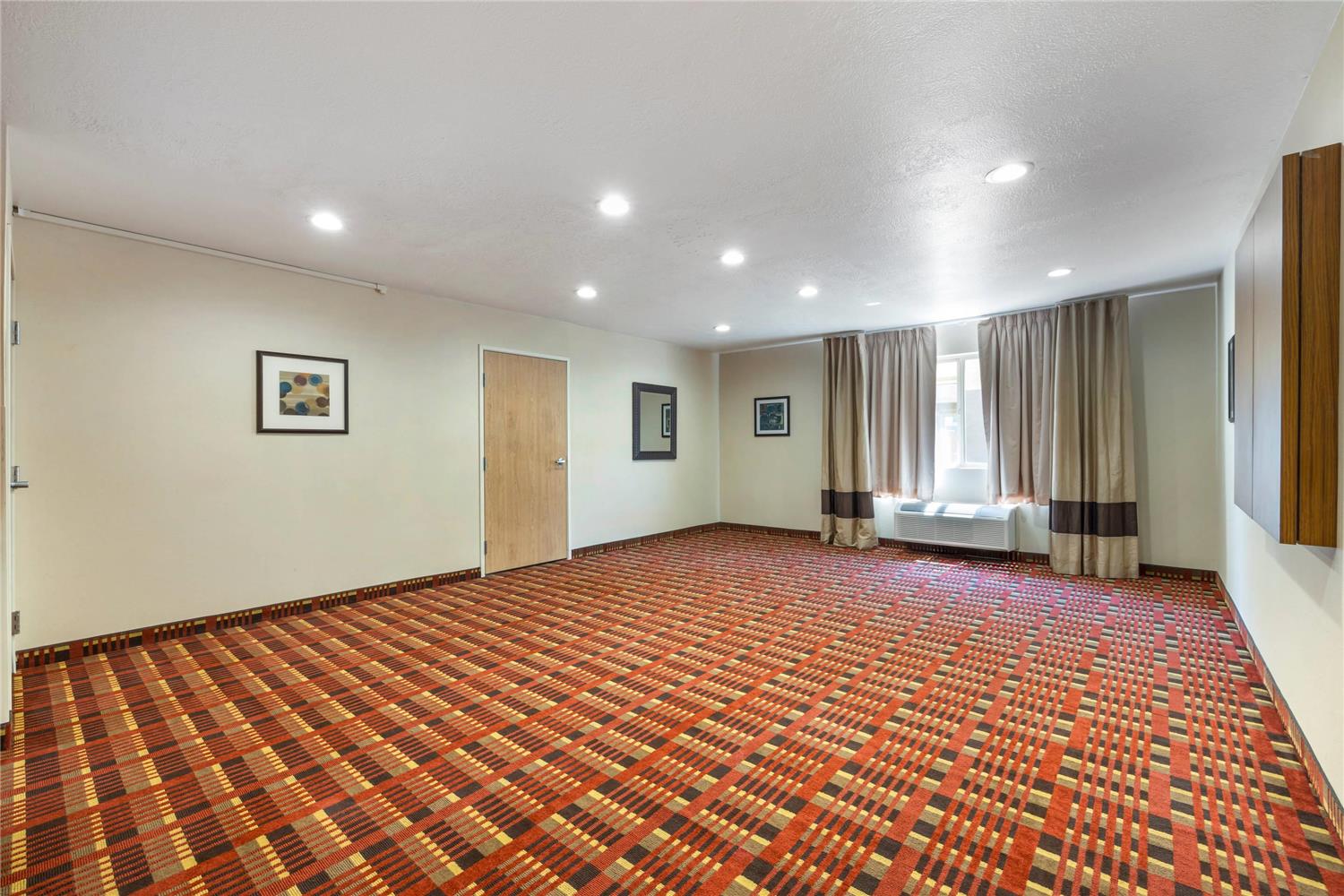 Comfort Inn And Suites Orem Provo 10/11
