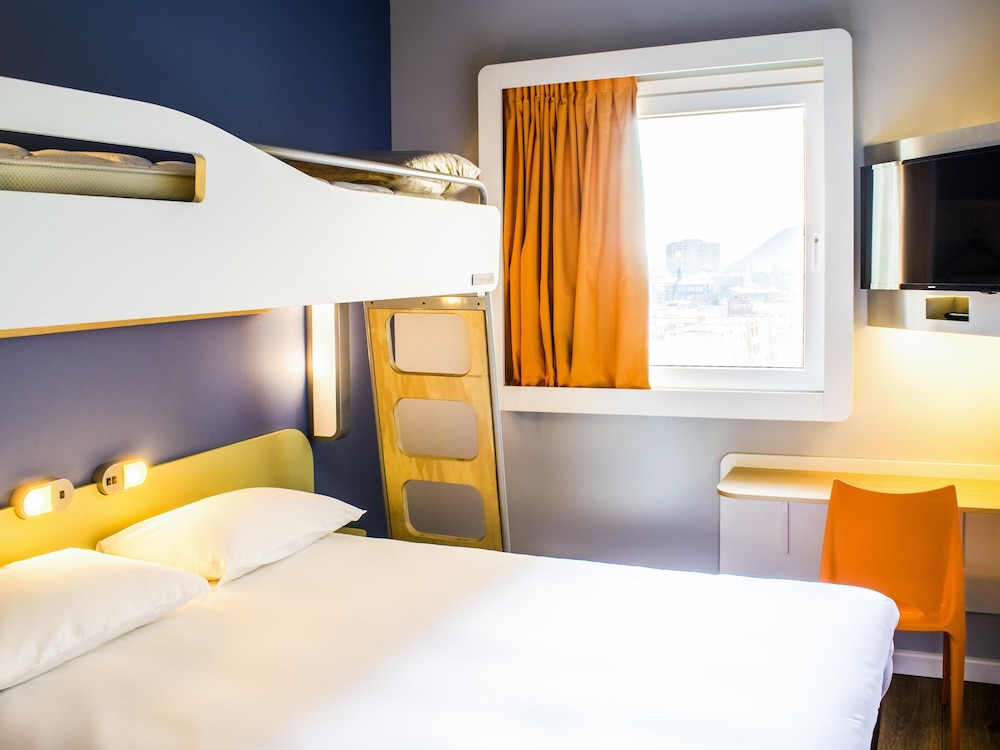 Ibis Budget Copiapo 8/20