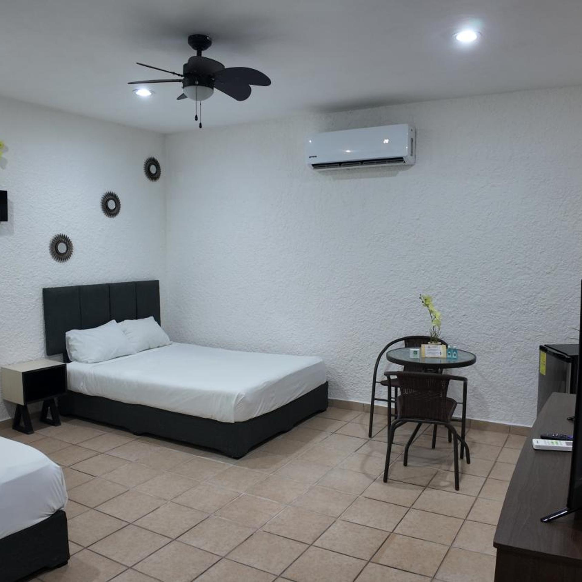 Merida, Superior, Twin Beds