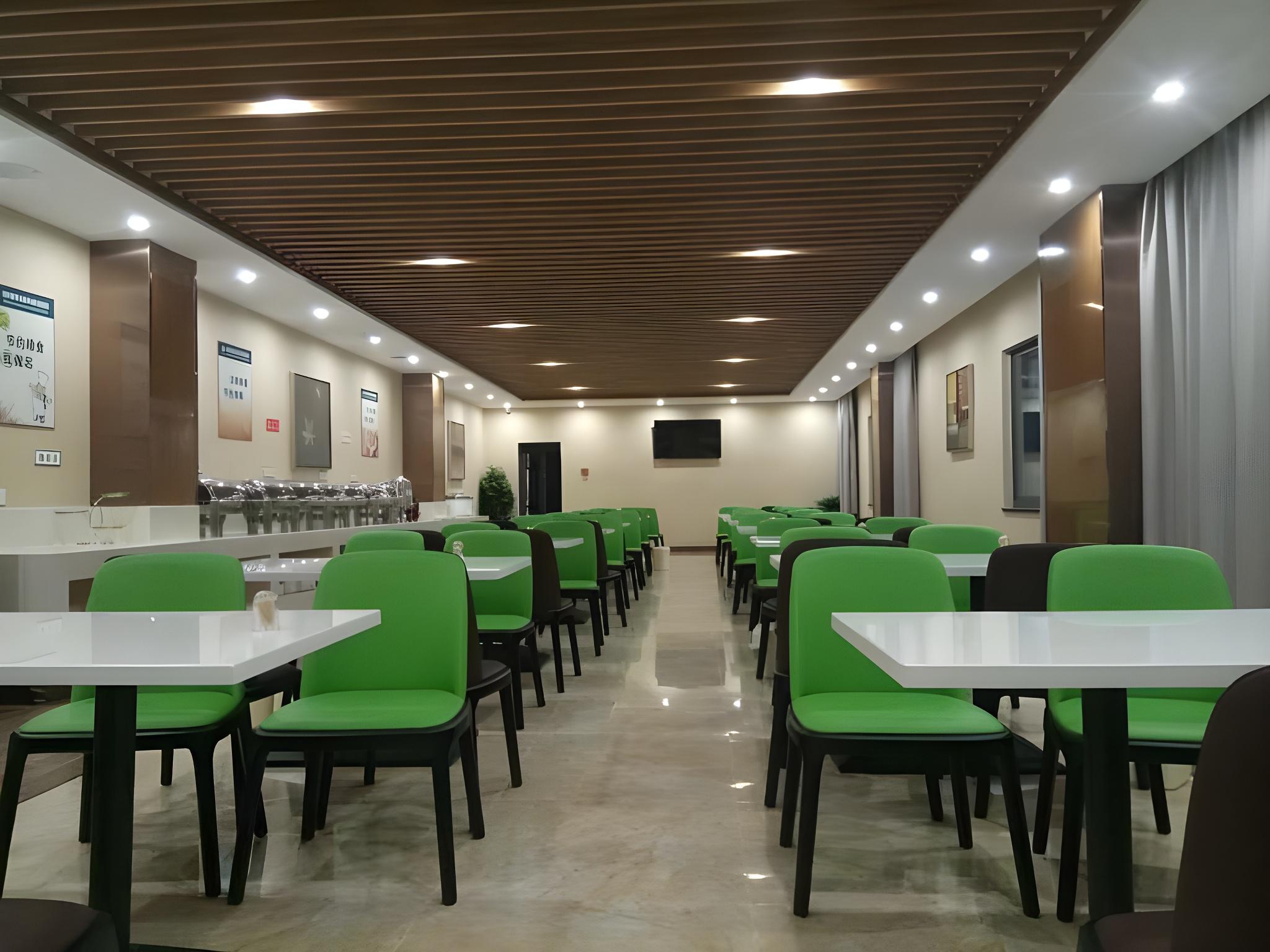 GreenTree Inn Xuancheng Jingxian Wannan First Street Express Hotel 44/52