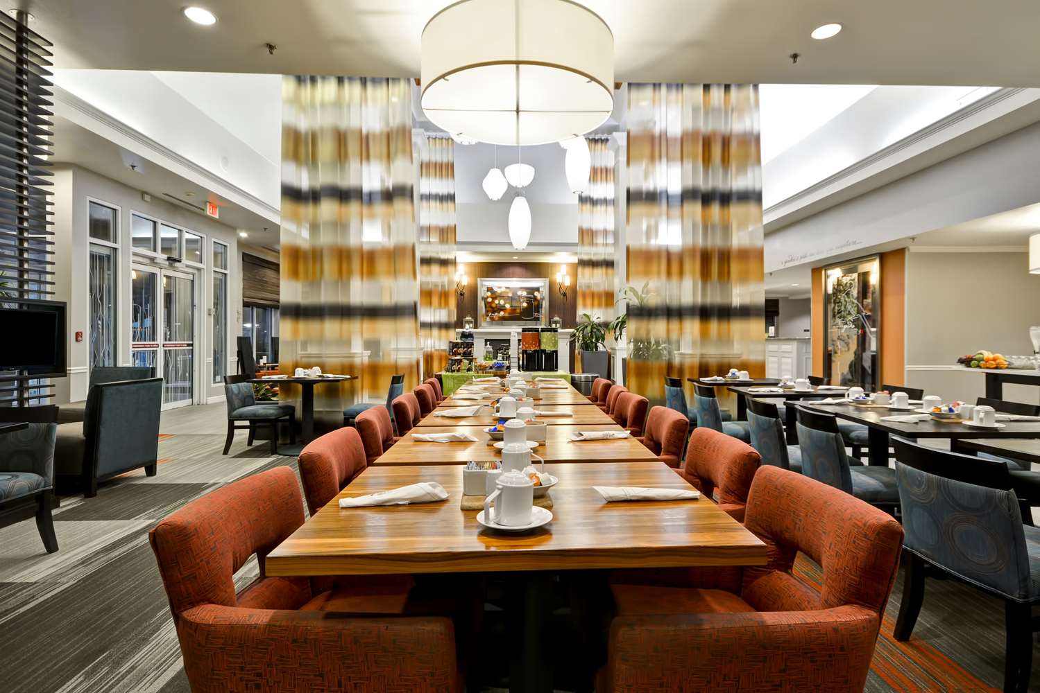 restaurant cafeteria