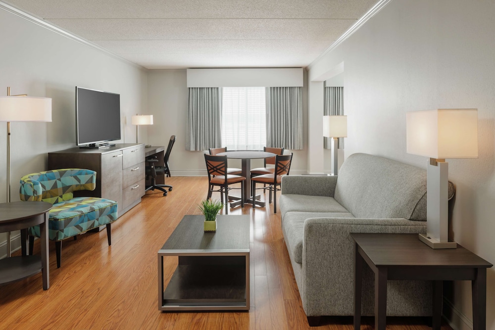 Hotel Trilogy Albany Airport, Tapestry Collection by Hilton 19/30