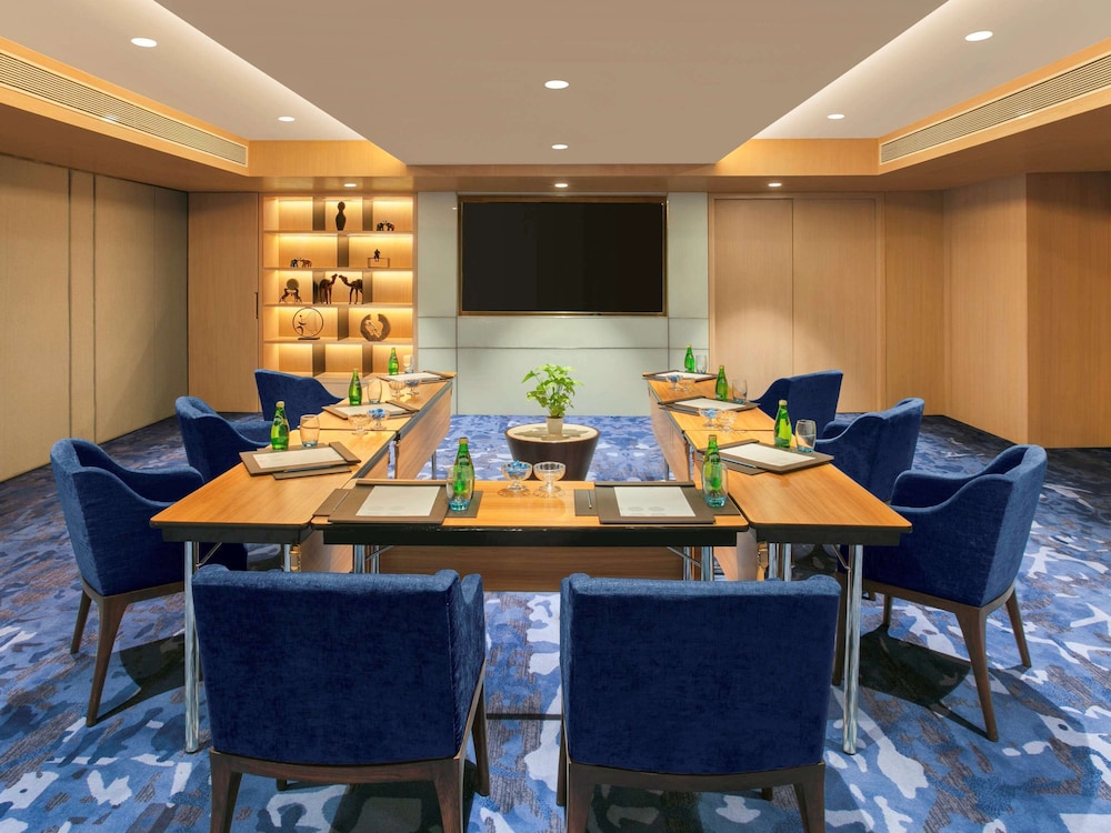 Novotel Ahmedabad 61/71