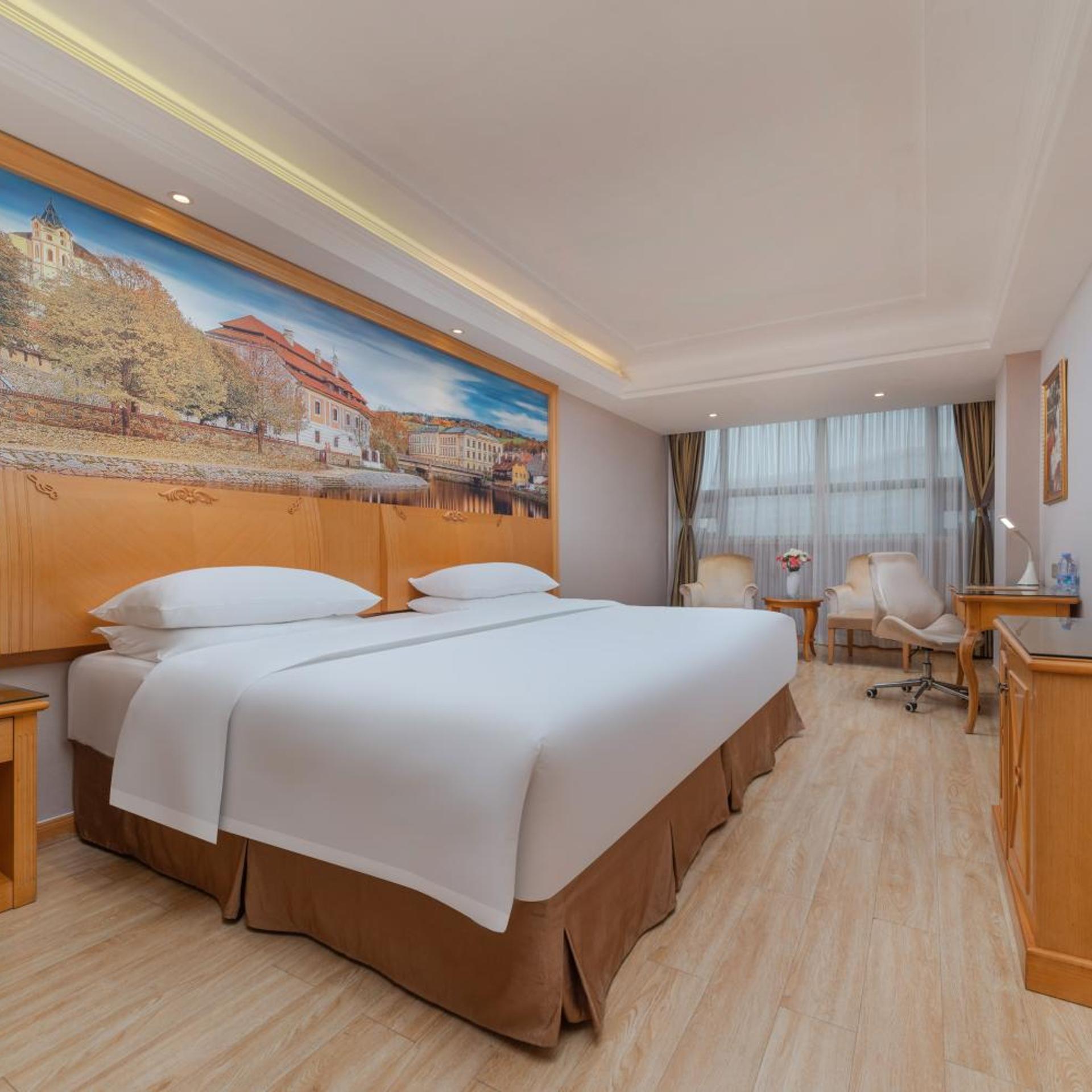 Vienna Hotel Shenzhen (Fuyong Metro Station Branch) 18/48