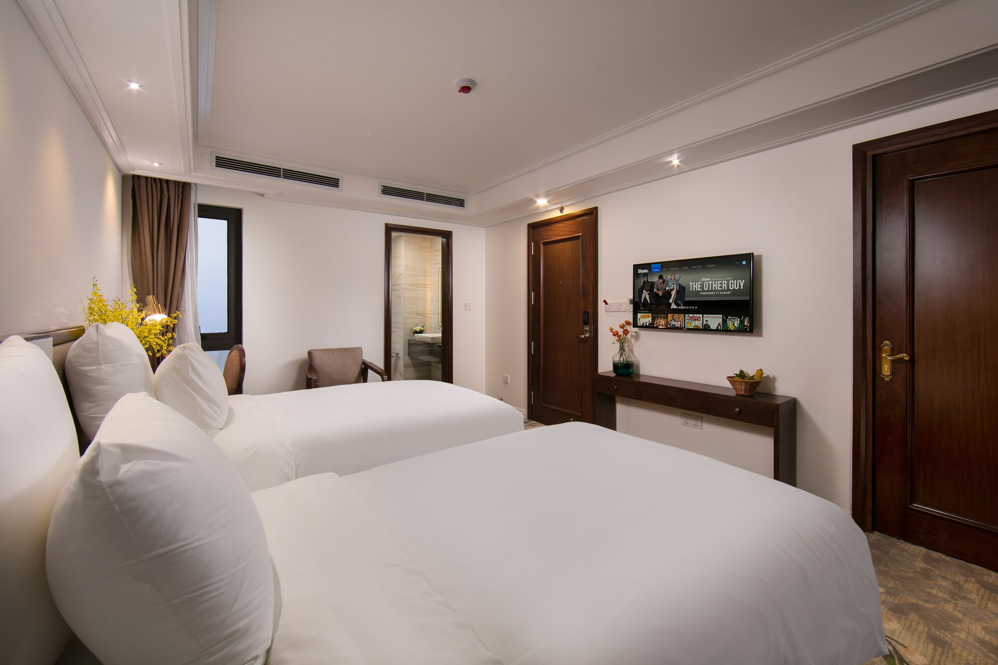 ORIENTAL, PEARL, TWIN BEDS