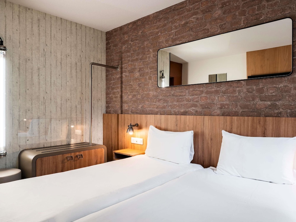 Ibis Styles Lyon Villeurbanne 15/50