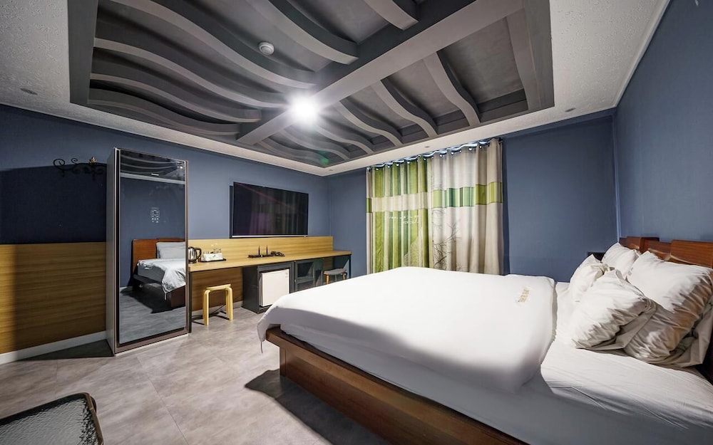Hotel New Evergreen 36/62
