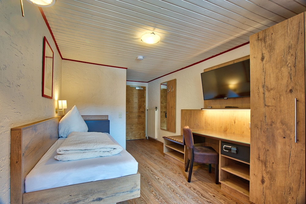 Natur- und Wanderhotel am Steinbachtal 20/33