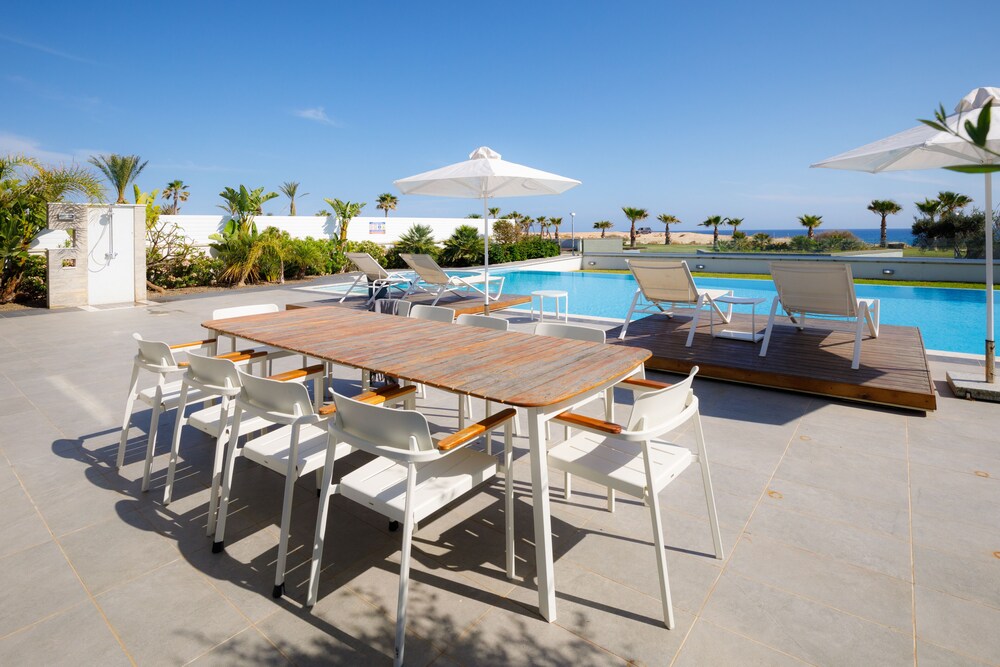 Glory Elite Luxury Home 45/50