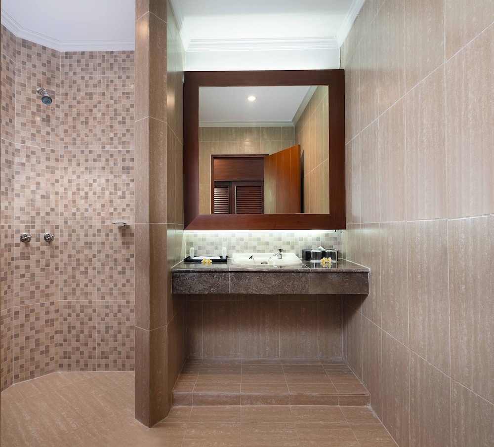 Brits Resort Lovina 58/61