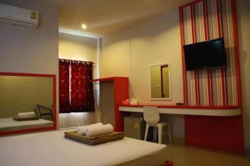 Sabai Ez Hotel 30/33