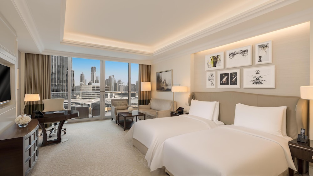GRAND, CLUB, TWIN BEDS, BURJ VIEW, CITY VIEW