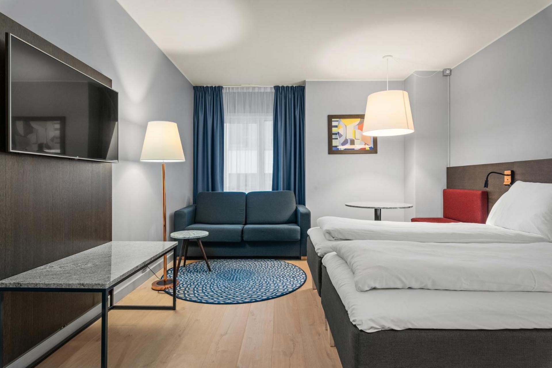 Superior, Queen Bed