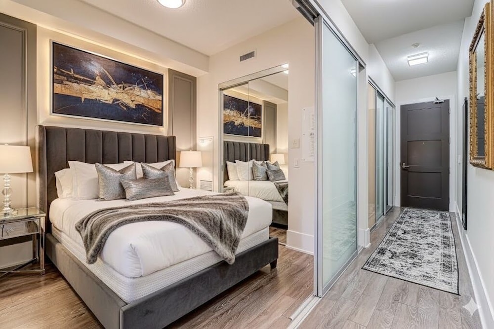 1 BEDROOM, CONDO, EXECUTIVE, BALCONY