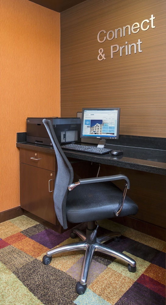 Fairfield Inn and Suites by Marriott Branson 21/23