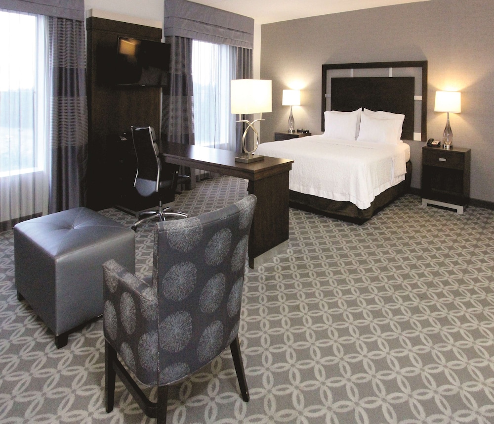 Hampton Inn And Suites Columbia Southeast Ft Jackson 24/47