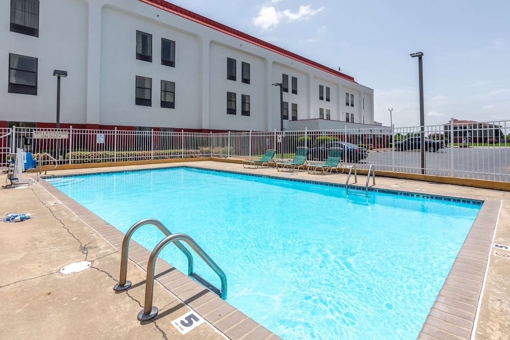 Motel6 Pine Bluff, AR 27/50