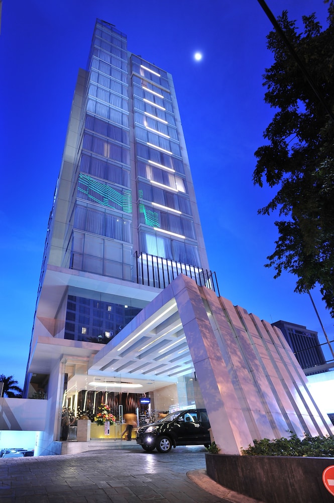 Midtown Hotel Surabaya in SURABAYA