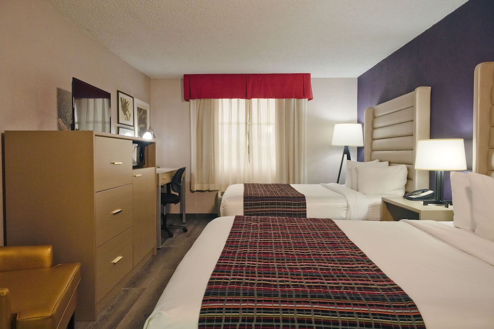 The Palms Inn & Suites 12/45
