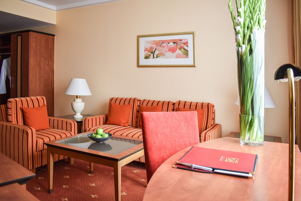 Hotel Esperanto 46/69