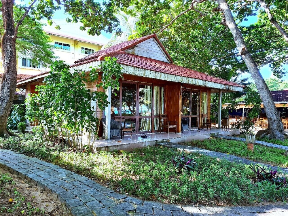 Tan Son Nhat Con Dao Resort 1/69