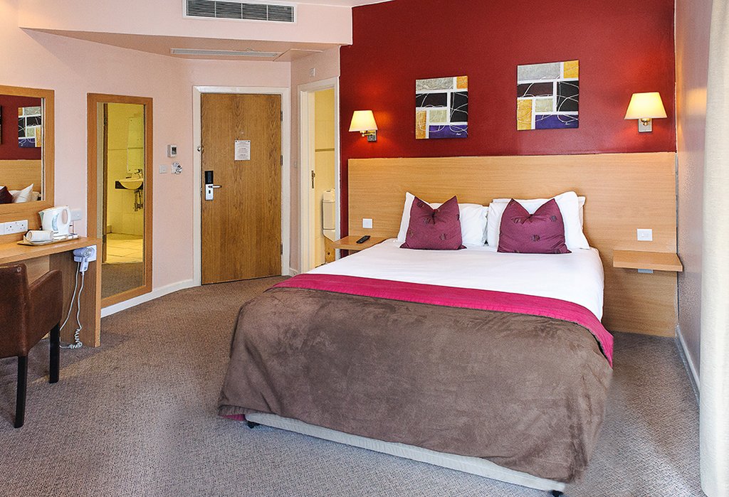 OYO Luton Hotel 11/15