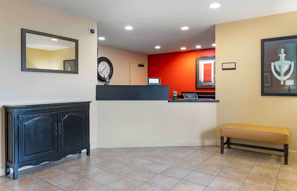 Studio 6 Extended Stay South Bend Mishawaka South IN 6/60