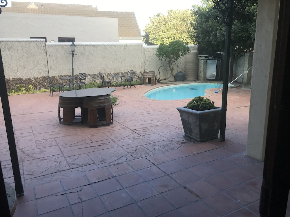 Blouberg Manor 20/50