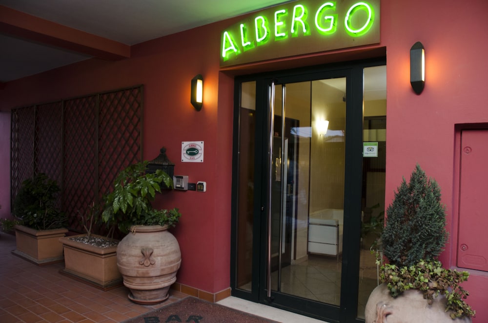 Albergo Bar Cenni 10/48