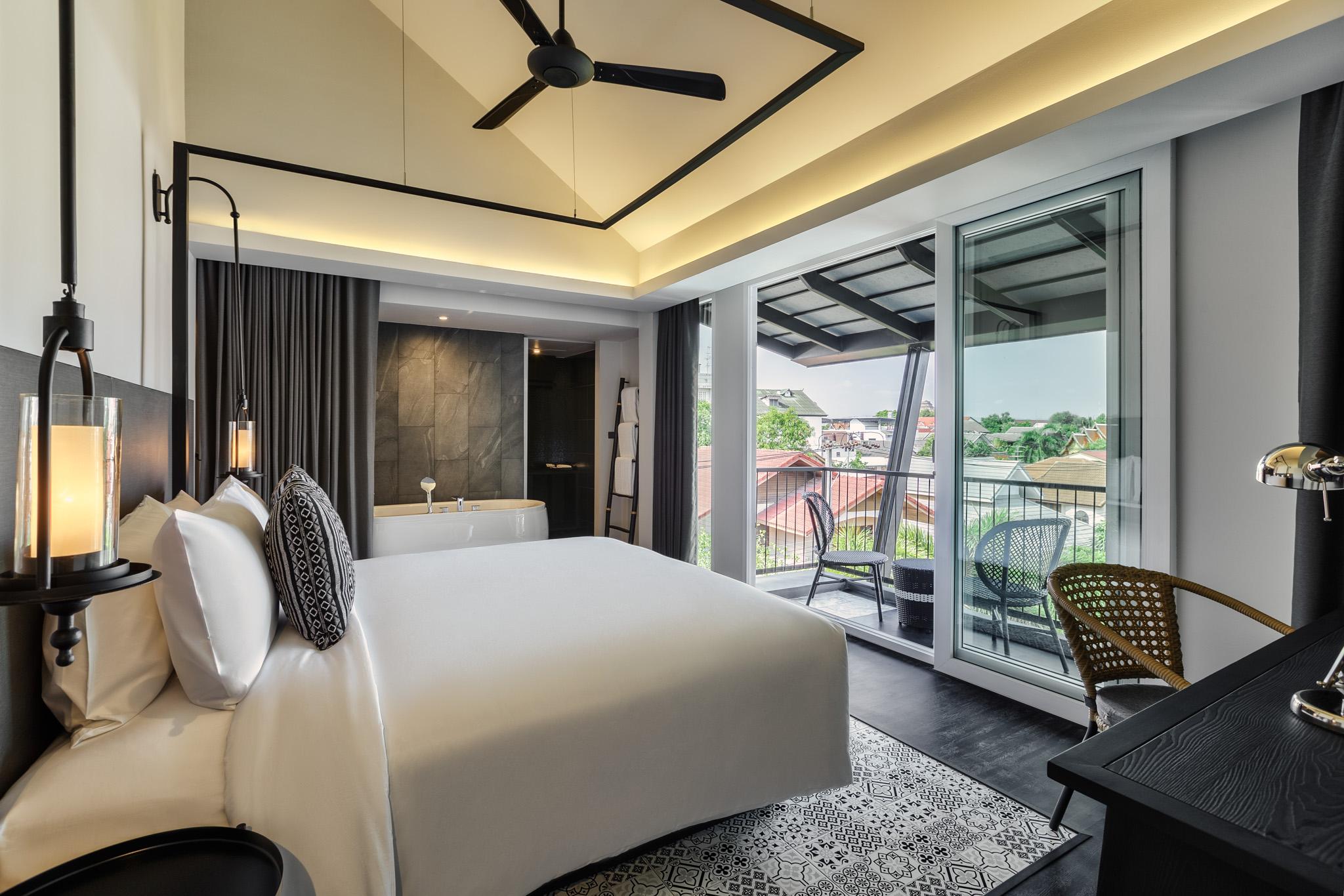 Deluxe, King Bed, Balcony
