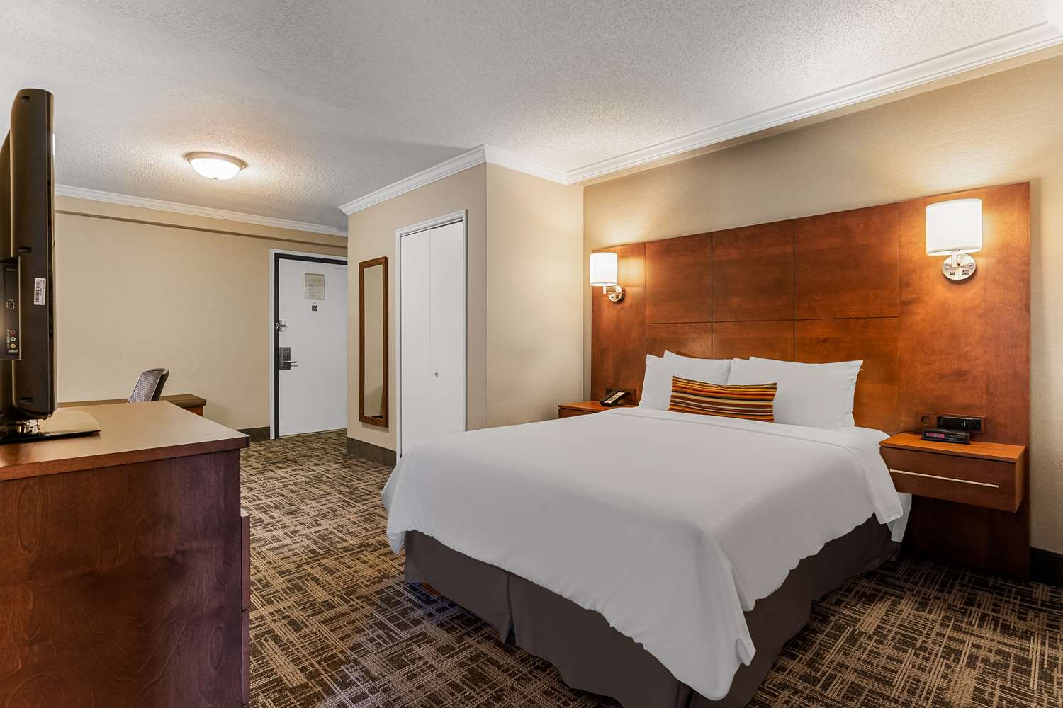 Best Western Ville Marie Montreal Hotel and Suites 16/45