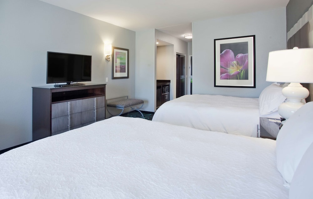 Hampton Inn Kearney 25/57