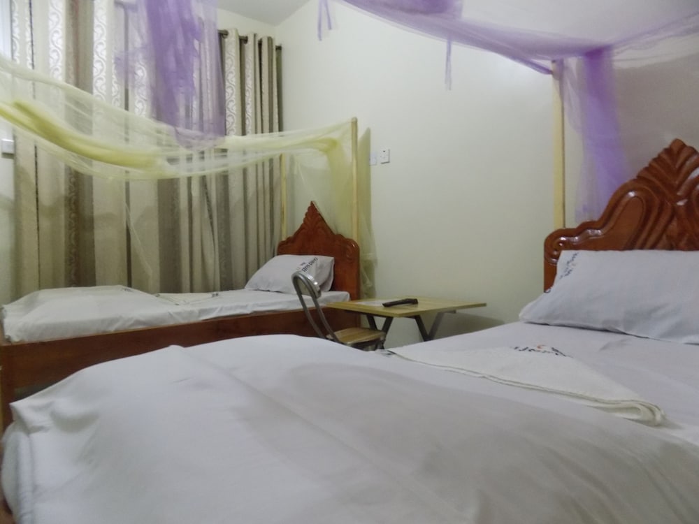 Japs Motel Mbarara 5/22