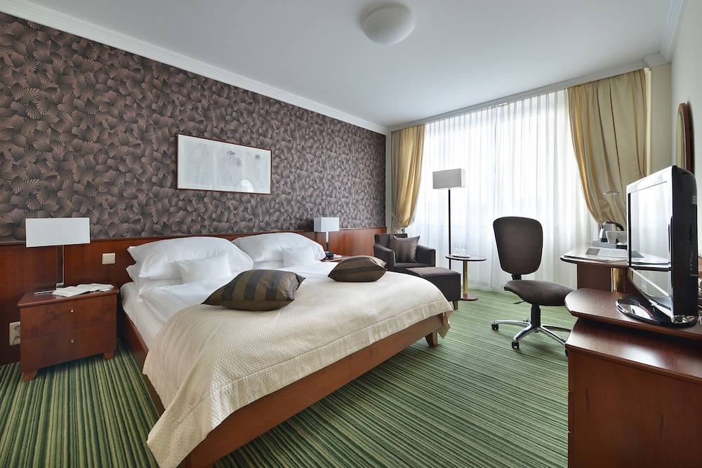 Apollo Hotel Bratislava 12/65